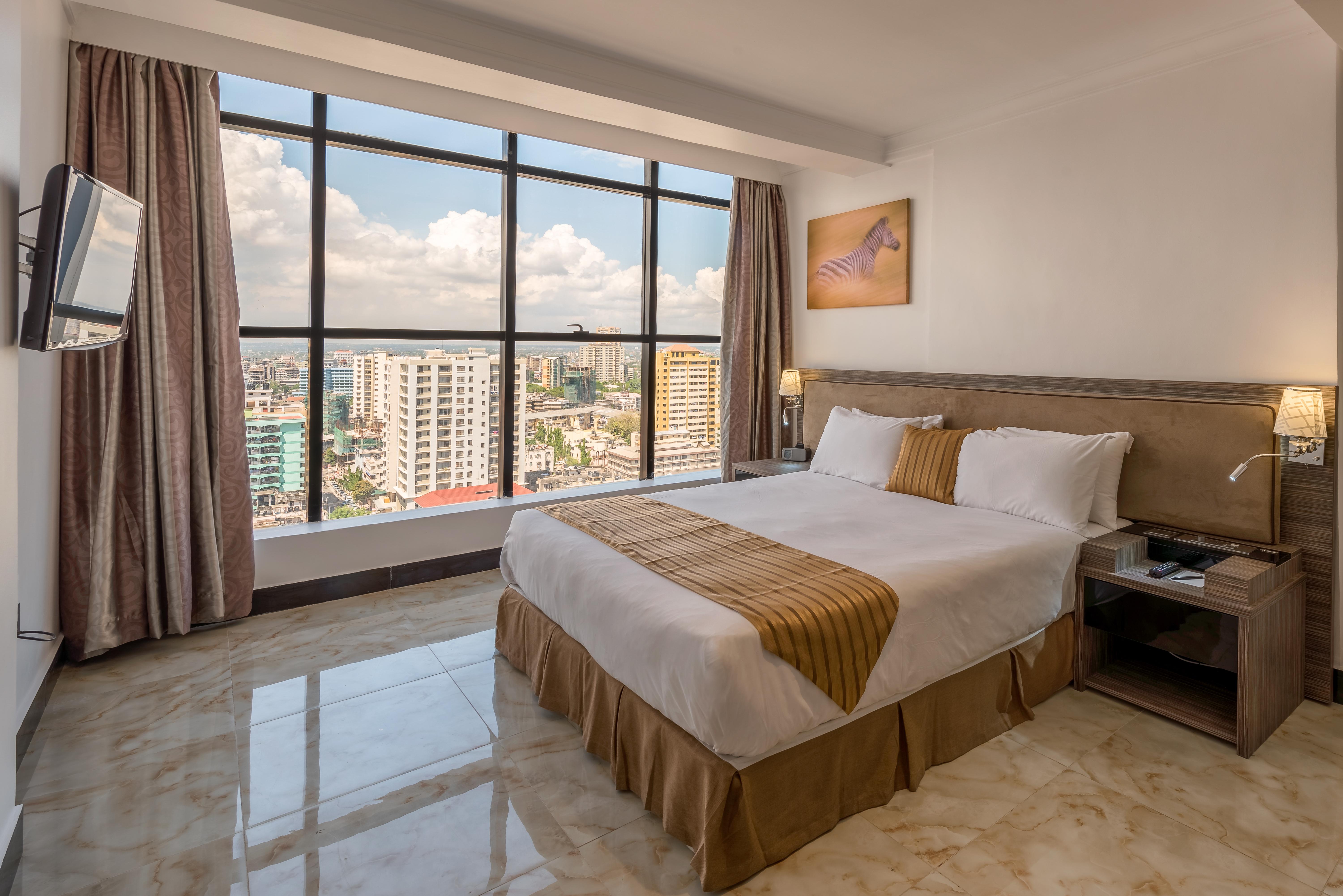Golden Tulip Dar Es Salaam City Center Hotel Екстериор снимка