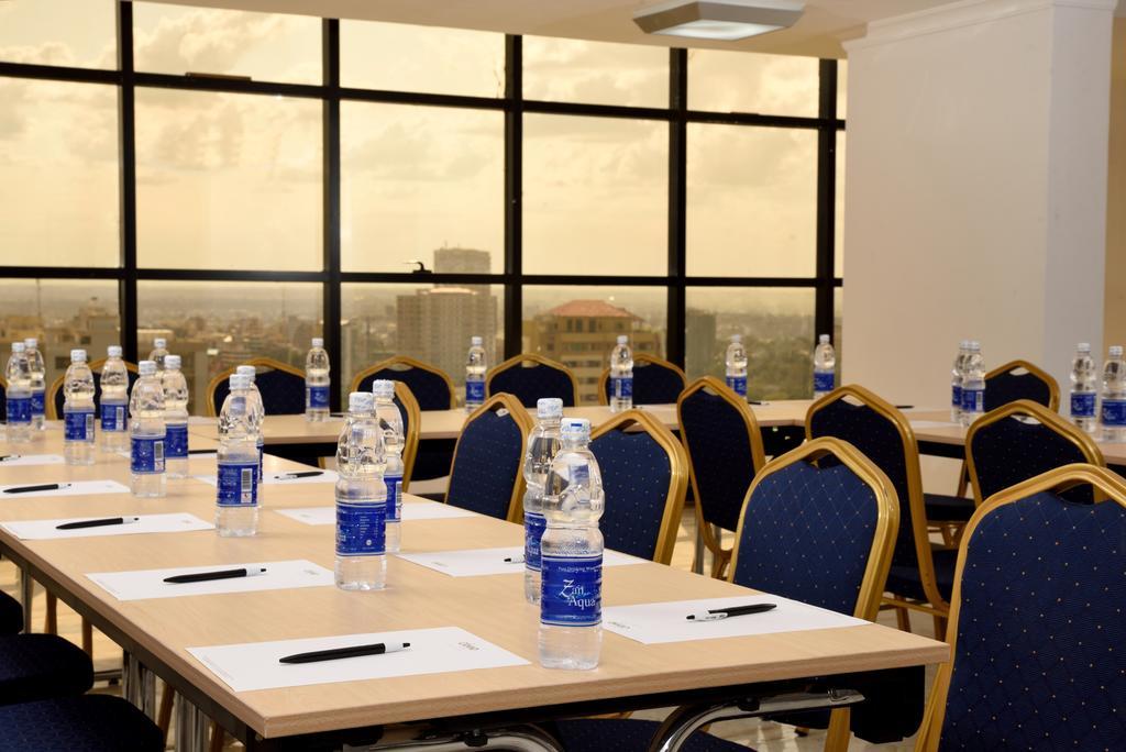 Golden Tulip Dar Es Salaam City Center Hotel Екстериор снимка